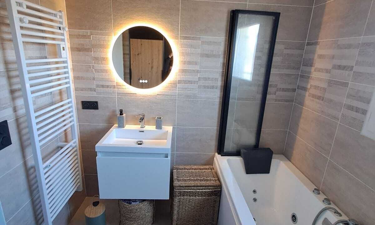 Photo of Bathroom in Lunel