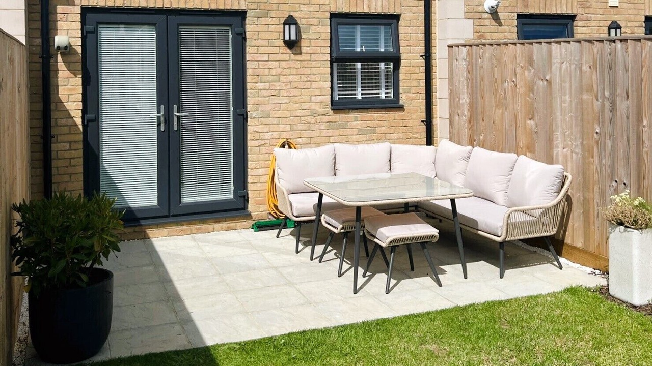 Photo of Outdoor in Sandown