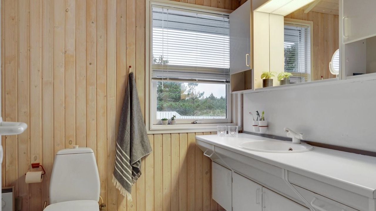 Photo of Bathroom in Klitmoller