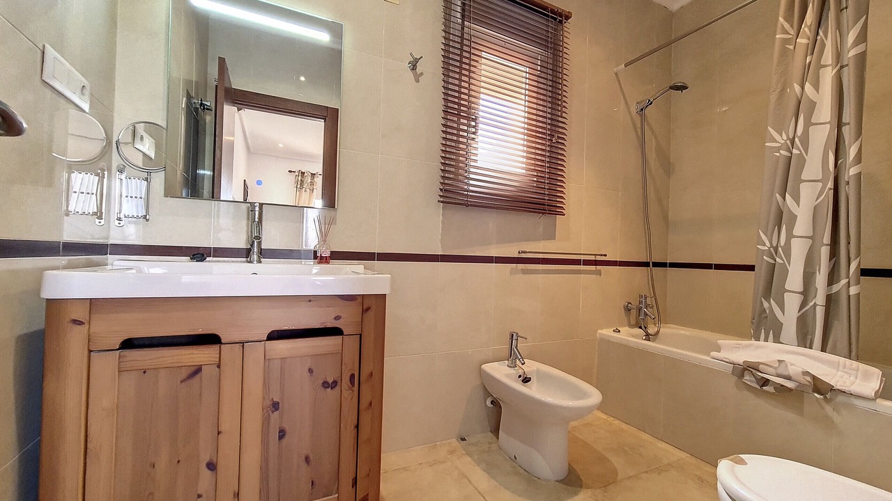 Photo of Bathroom in El Carmoli