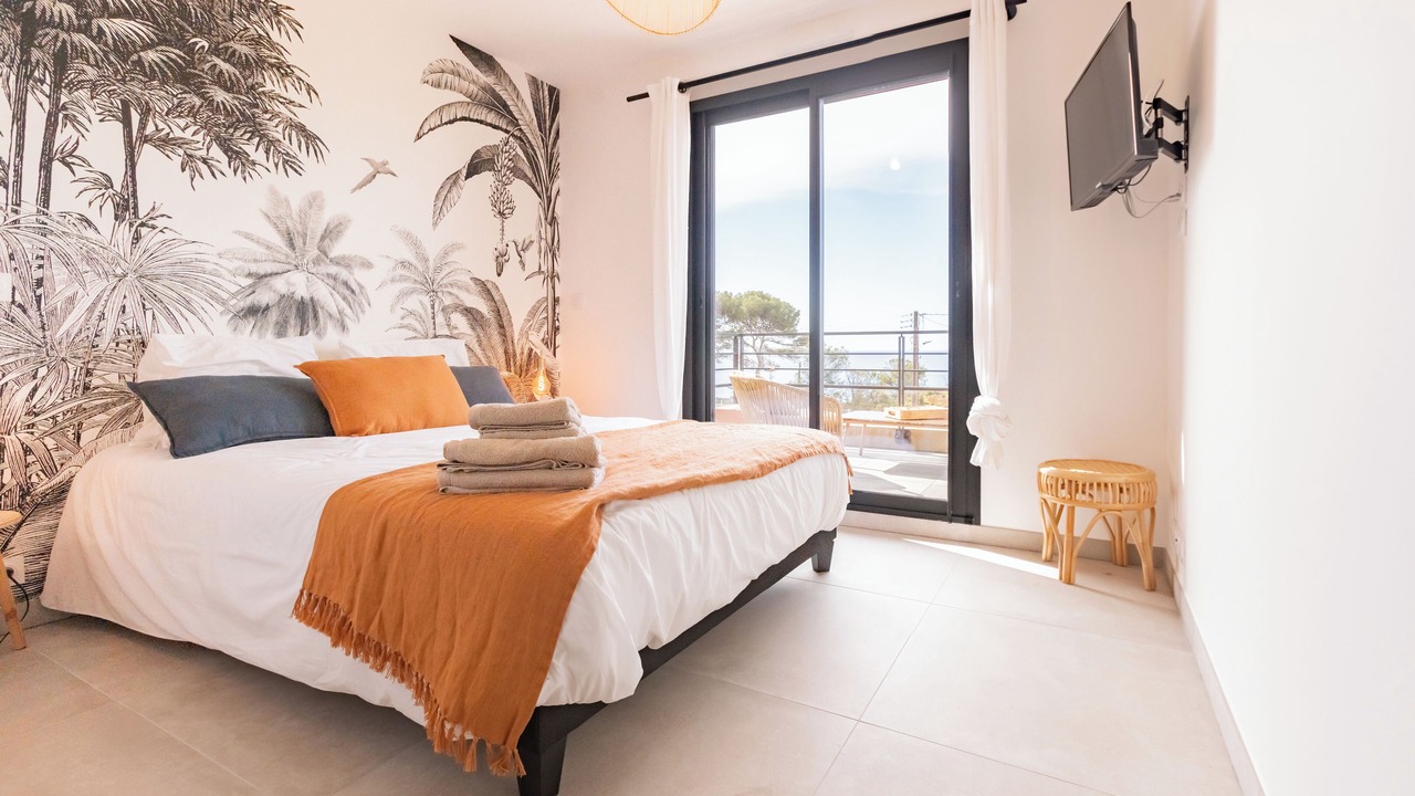 Photo of Bedroom in Les Issambres