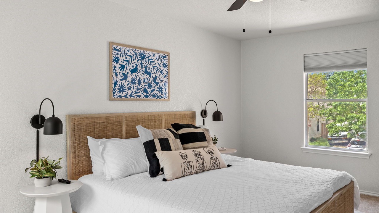 Photo of Bedroom in Maverick Creek