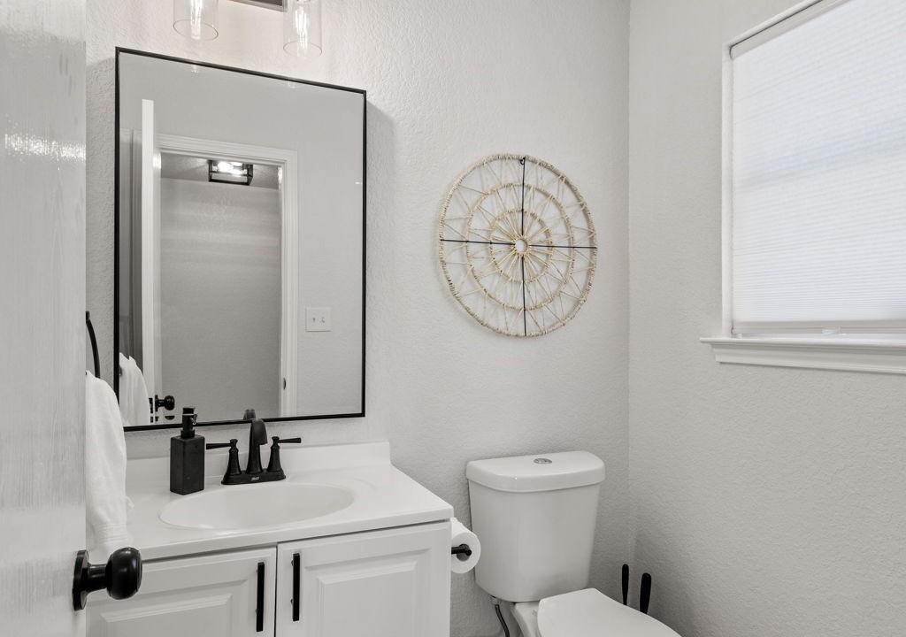 Photo of Bathroom in Maverick Creek