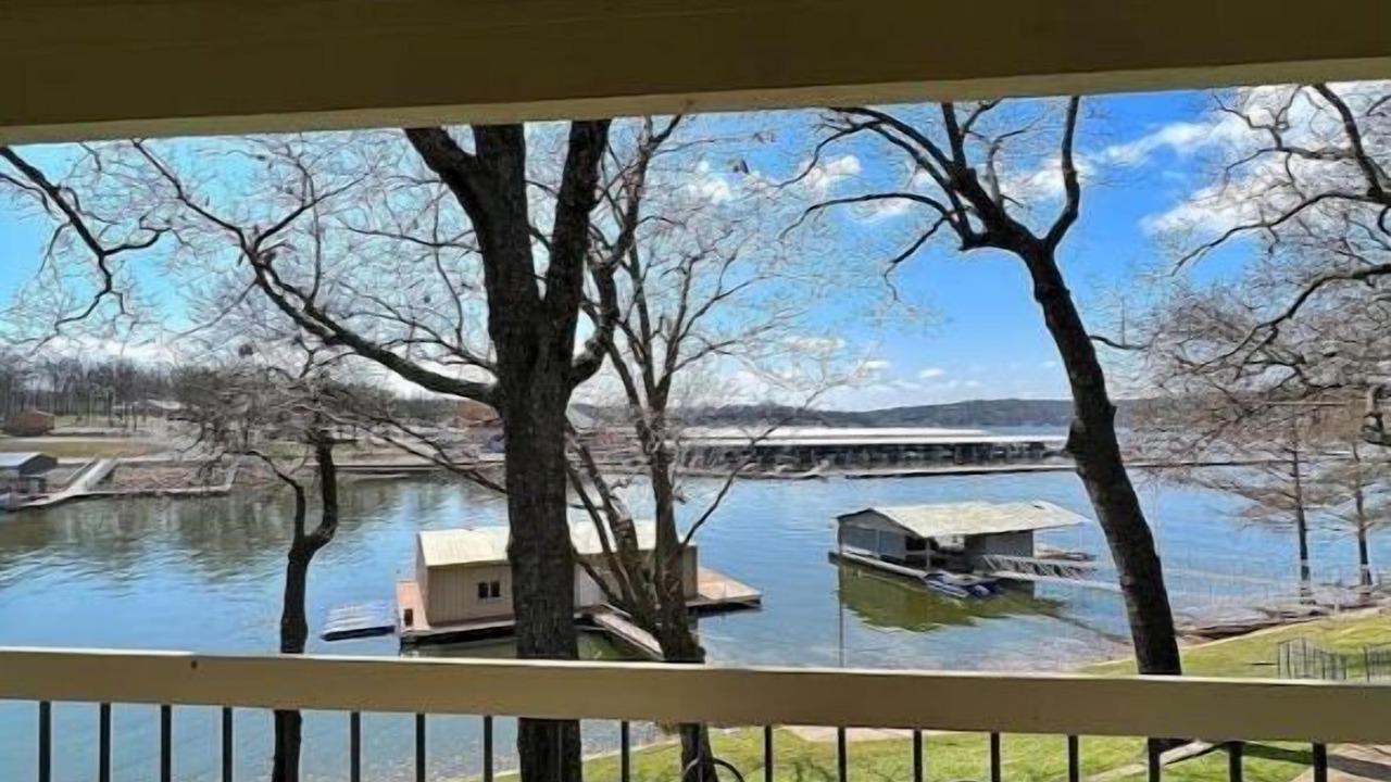 Photo of Outdoor in Cleora