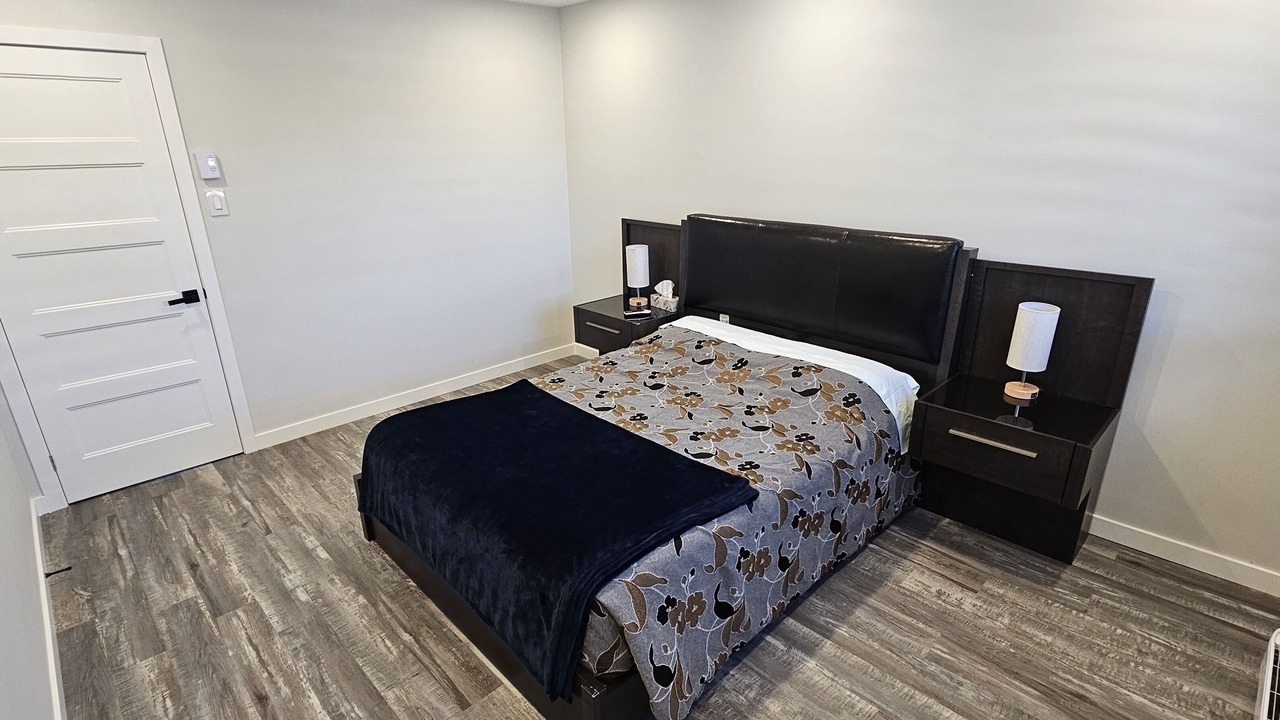Photo of Bedroom in Longueuil