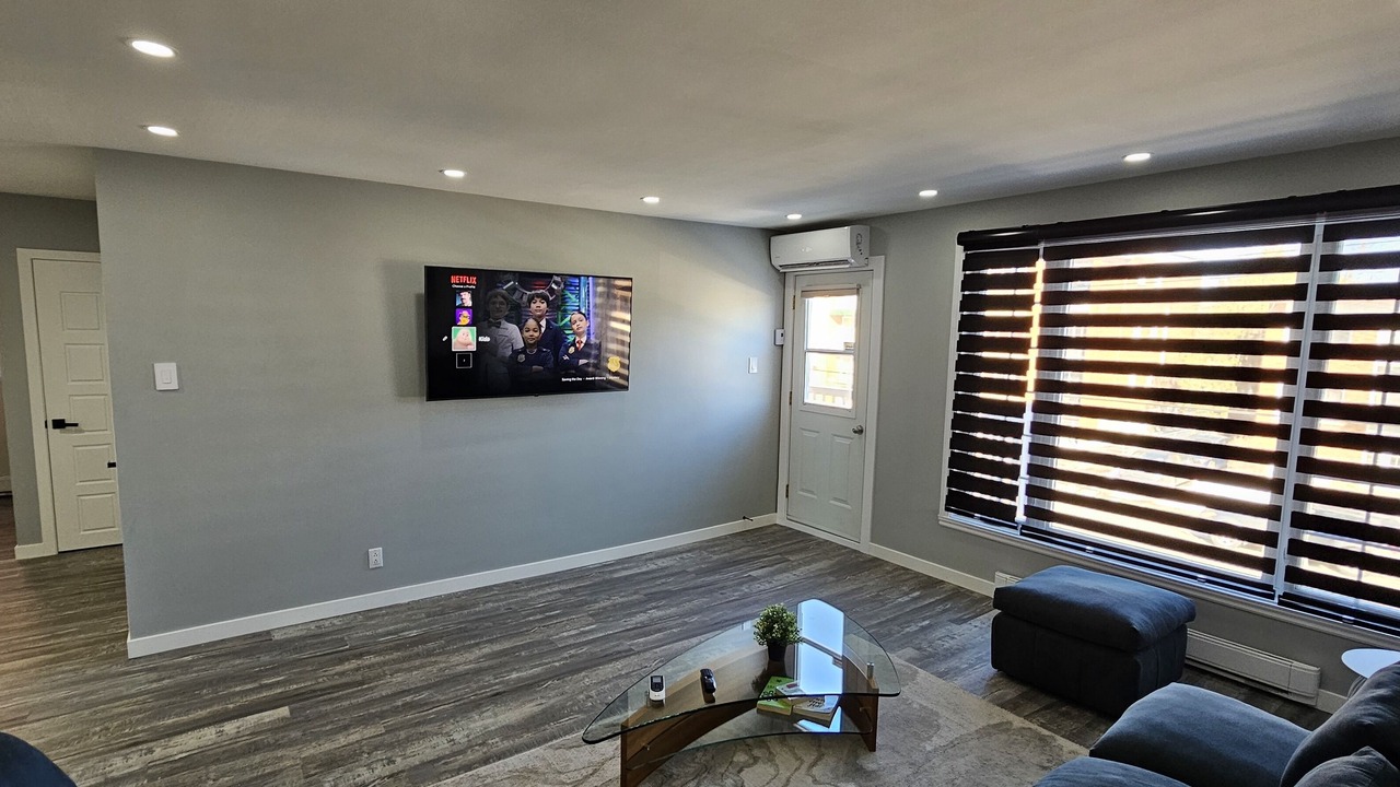 Photo of Livingroom in Longueuil