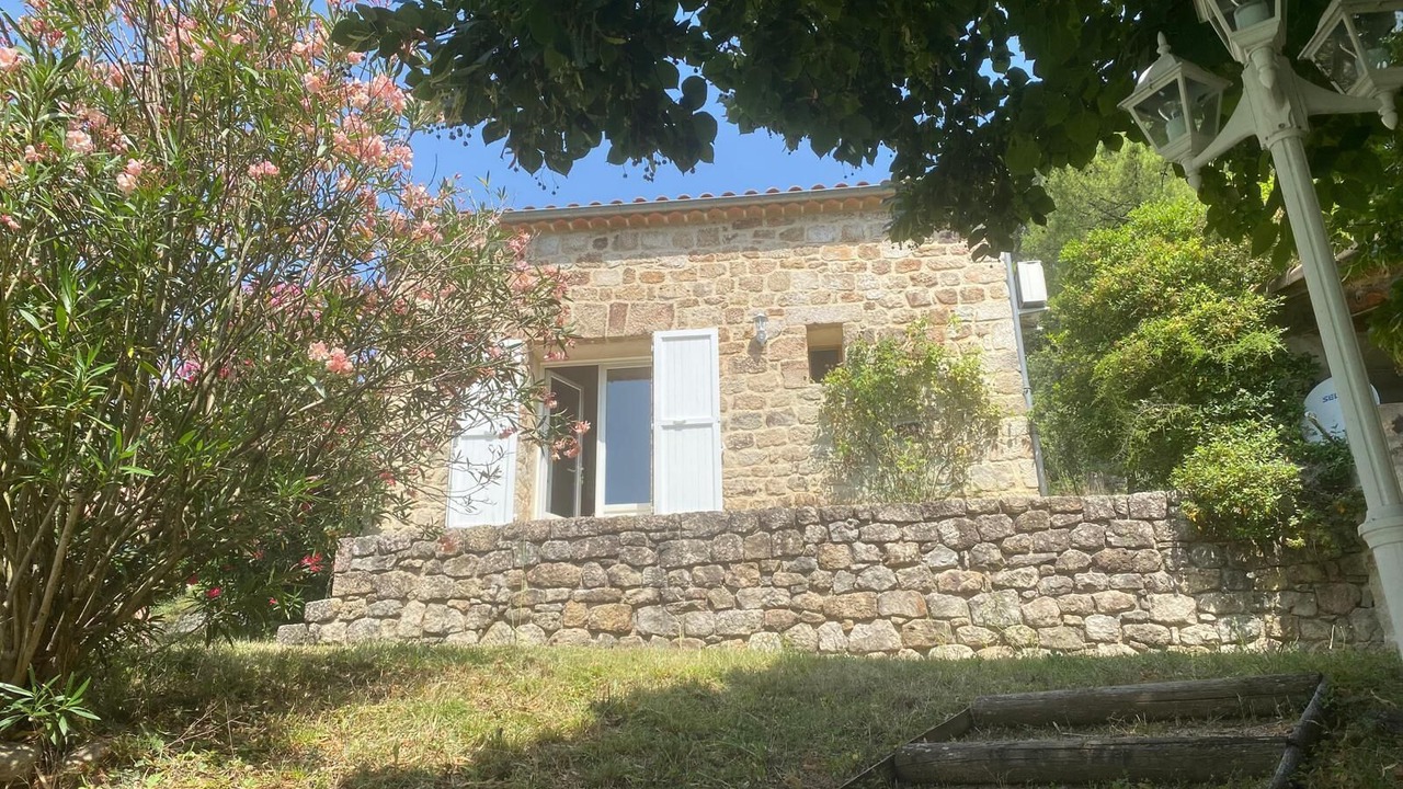 Photo of Outdoor in Saint-Andre-Lachamp