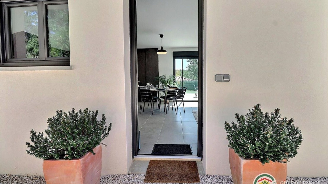 Photo of Outdoor in Salavas