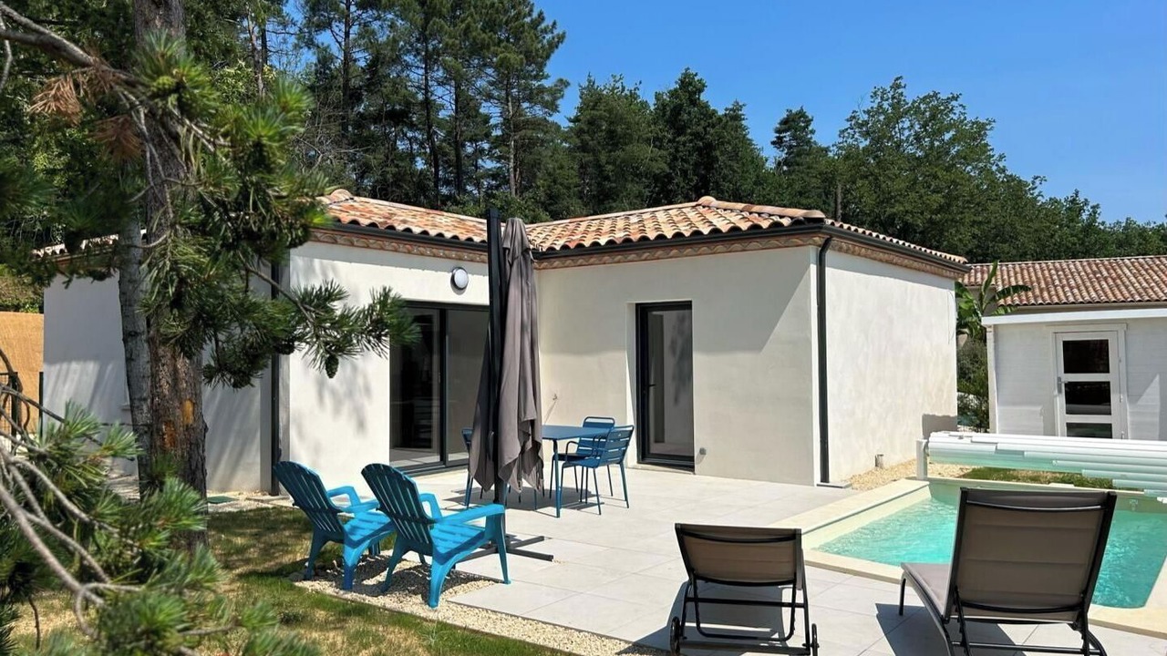 Photo of Patio Balcony in Salavas