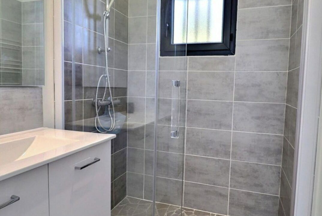 Photo of Bathroom in Salavas
