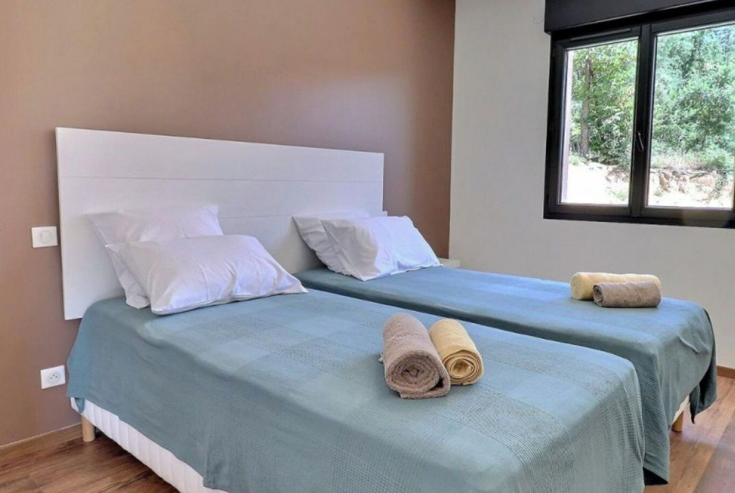 Photo of Bedroom in Salavas