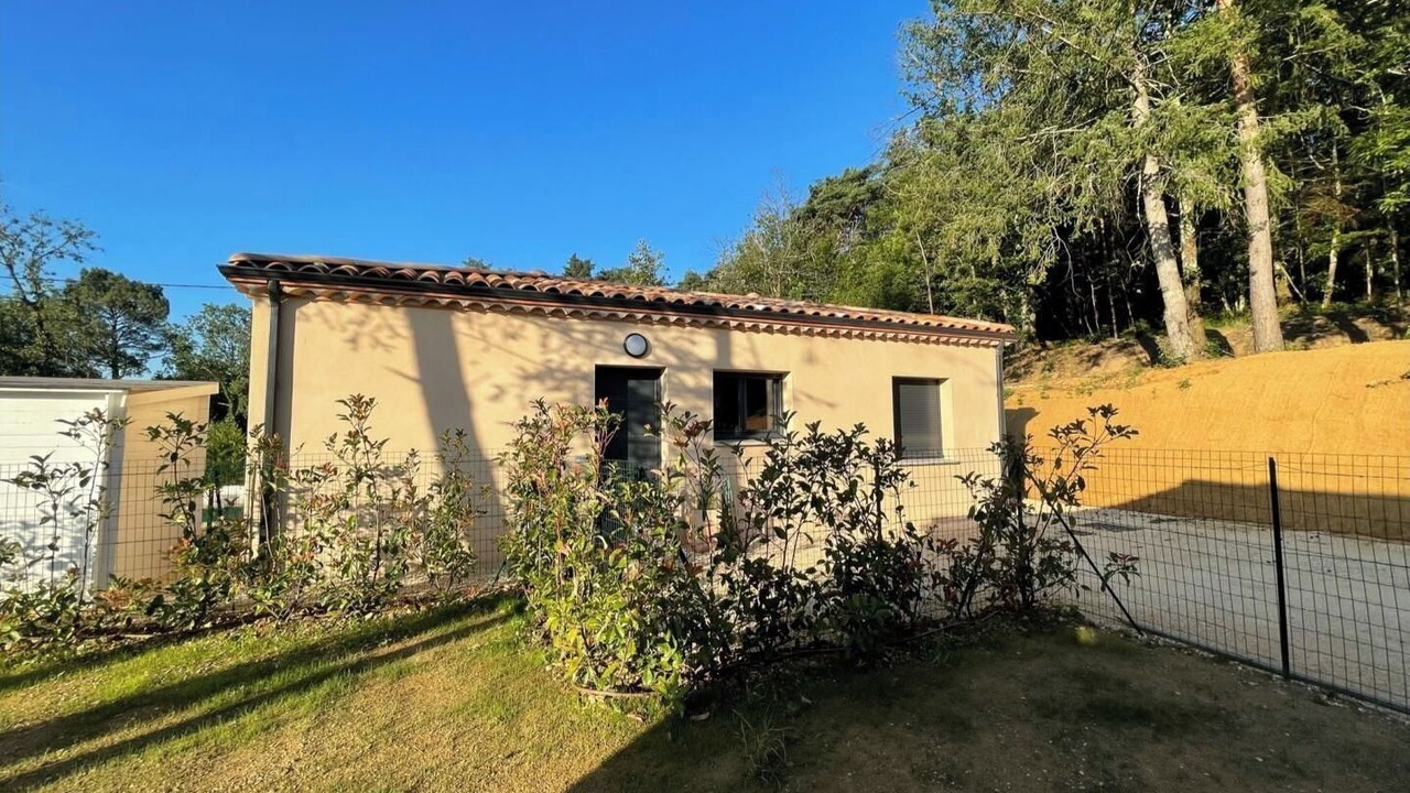 Photo of Outdoor in Salavas