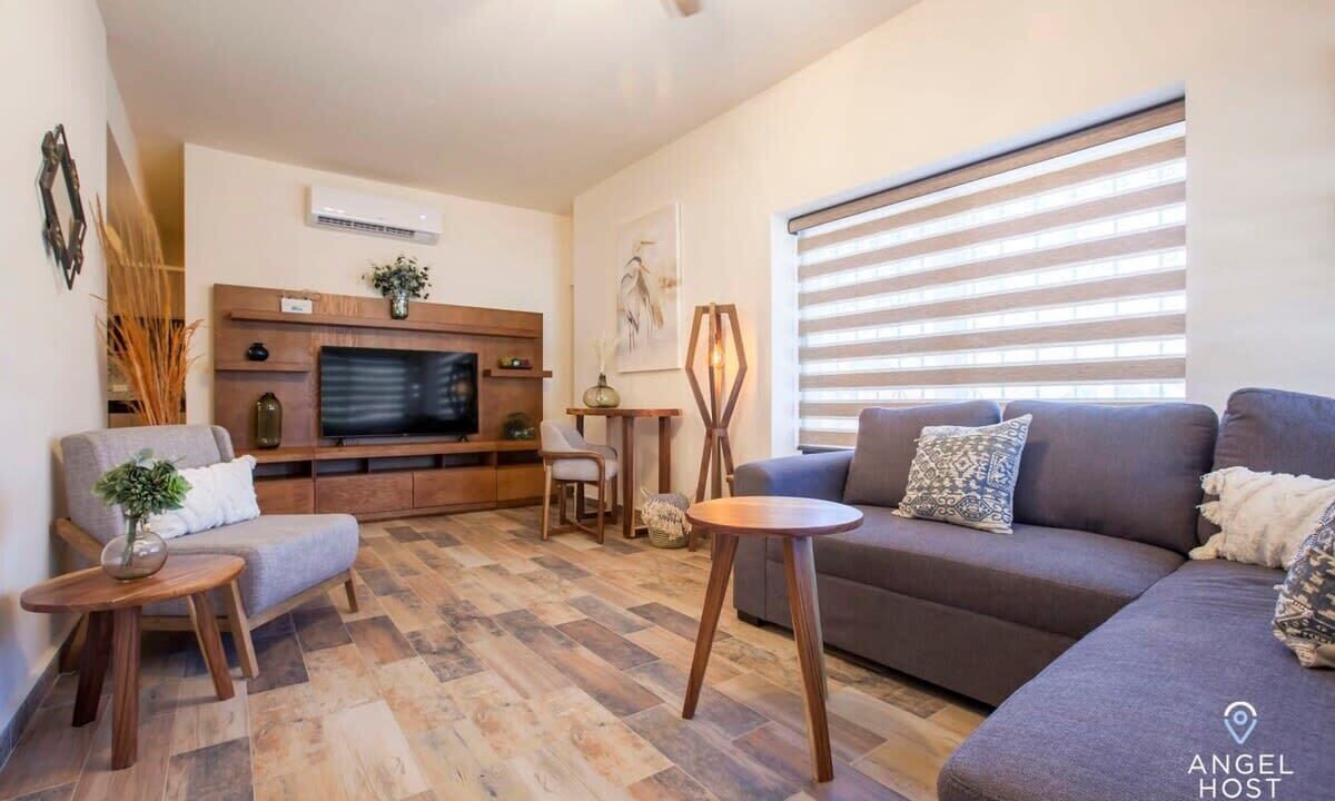 Photo of Others in Esterito