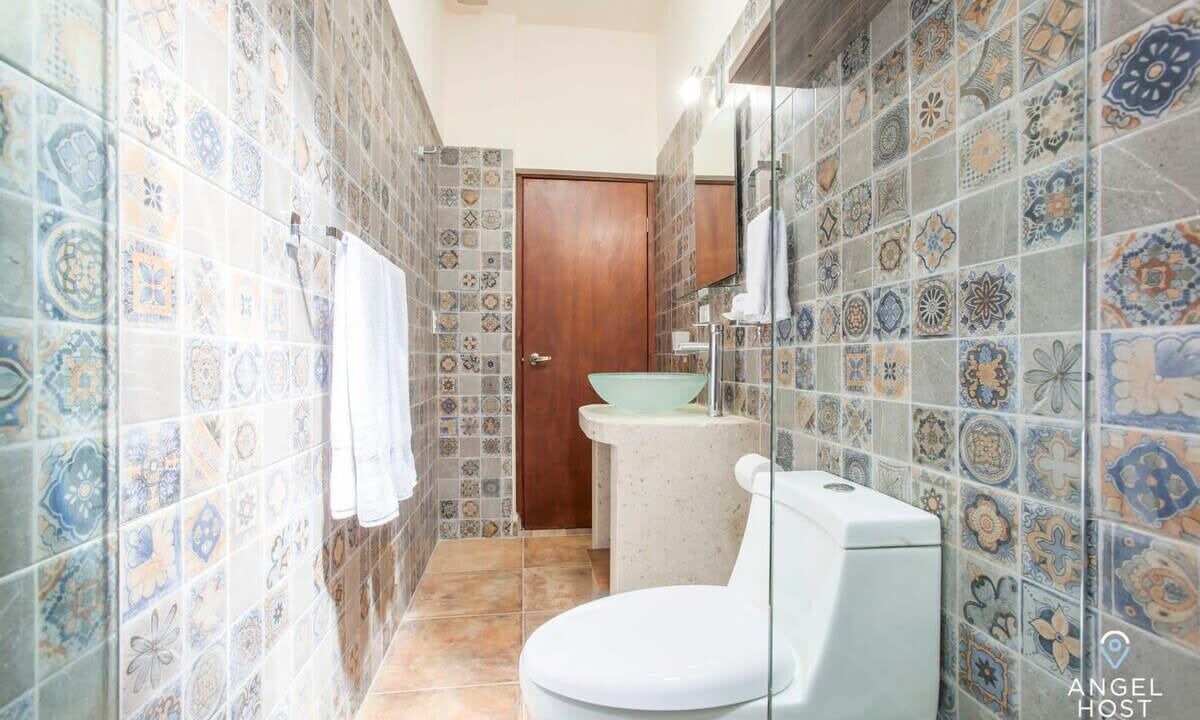 Photo of Bathroom in Esterito