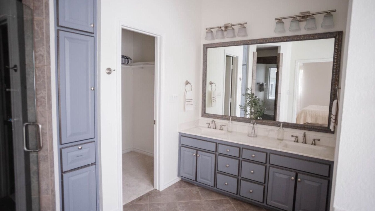 Photo of Bathroom in Granite Shoals