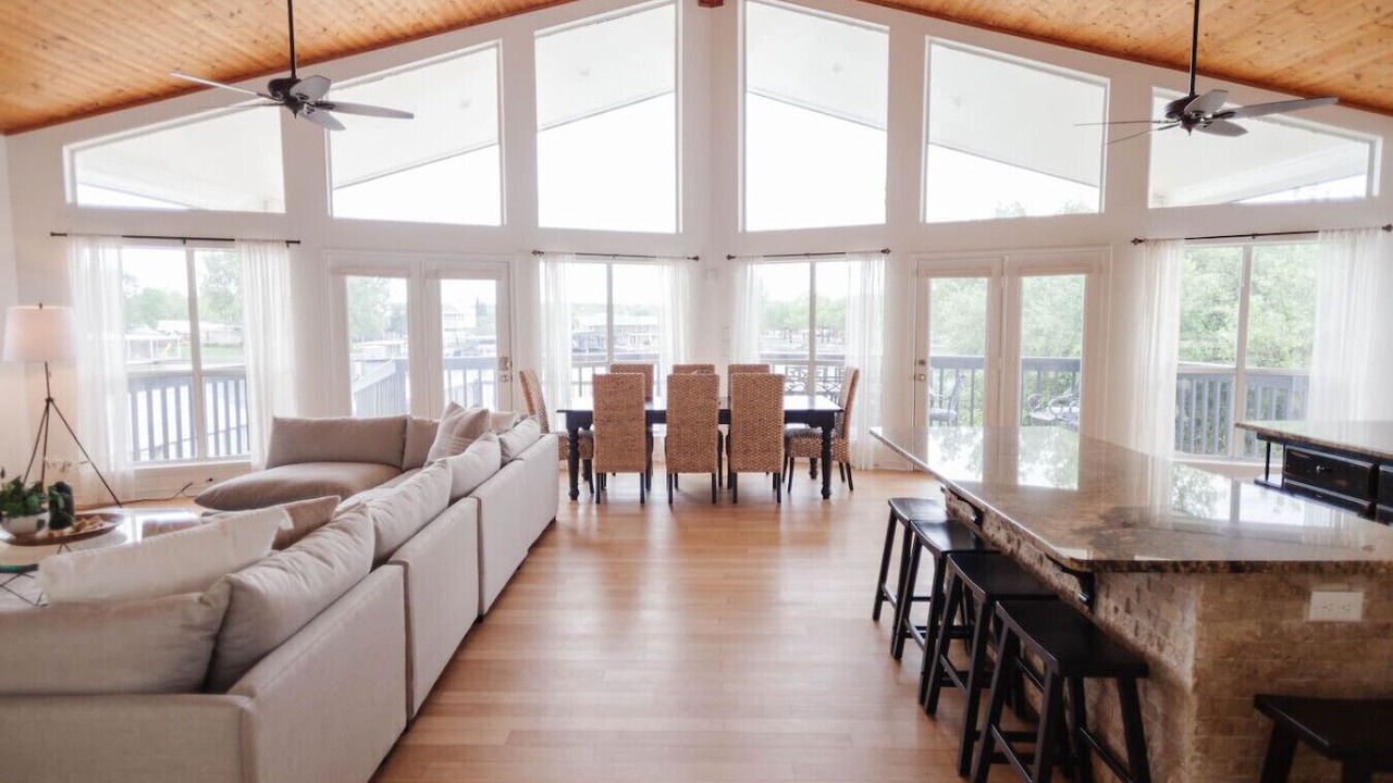 Photo of Livingroom in Granite Shoals