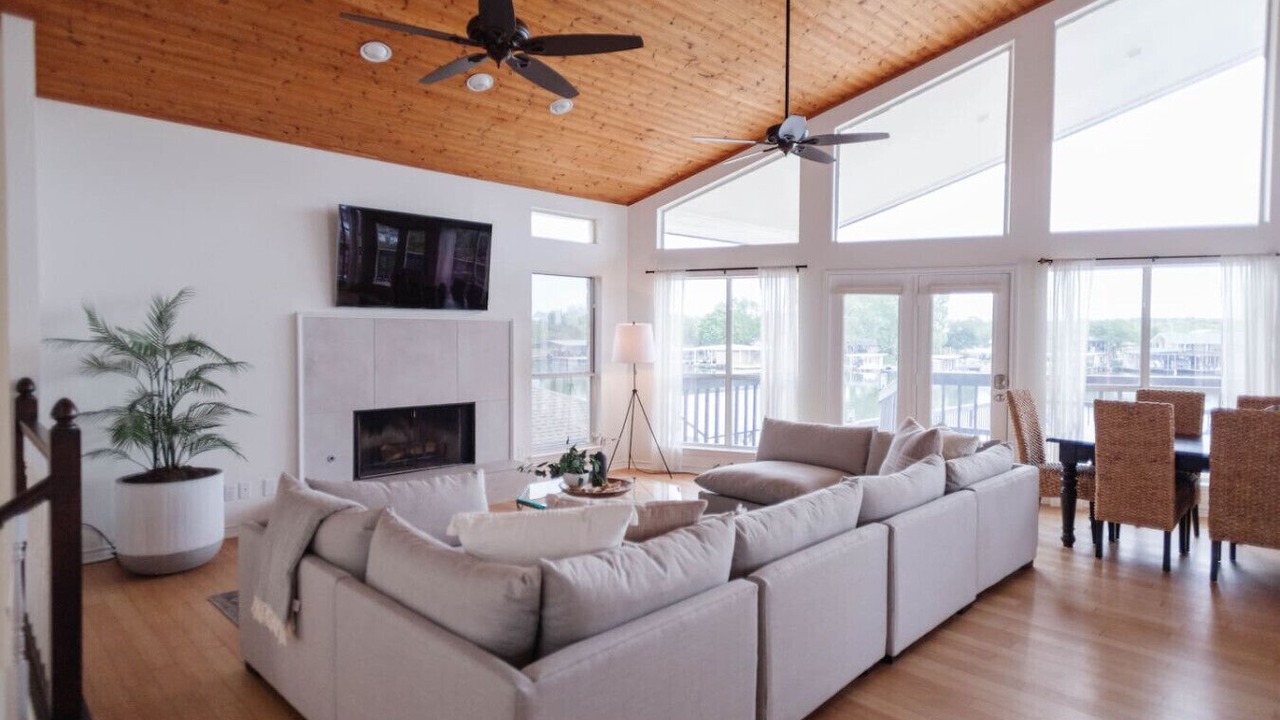 Photo of Livingroom in Granite Shoals
