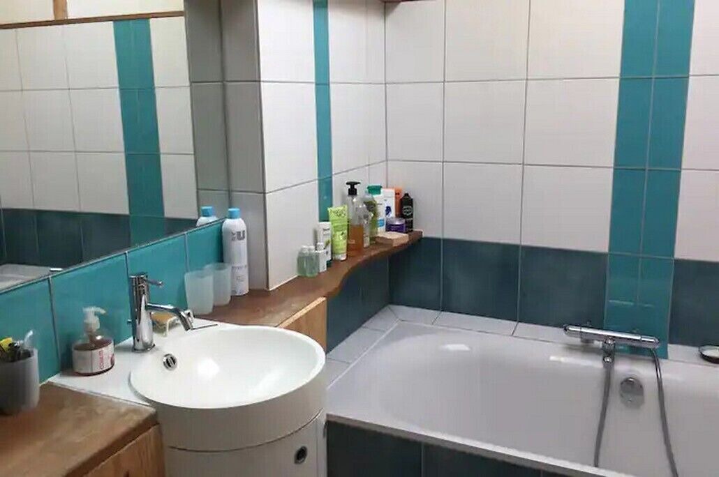 Photo of Bathroom in Pezens