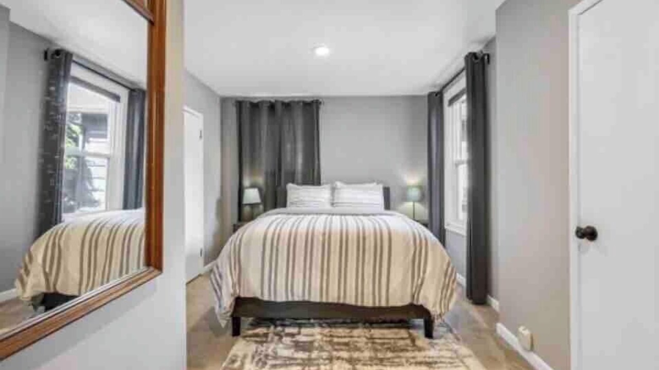 Photo of Bedroom in Mid-Beacon Hill