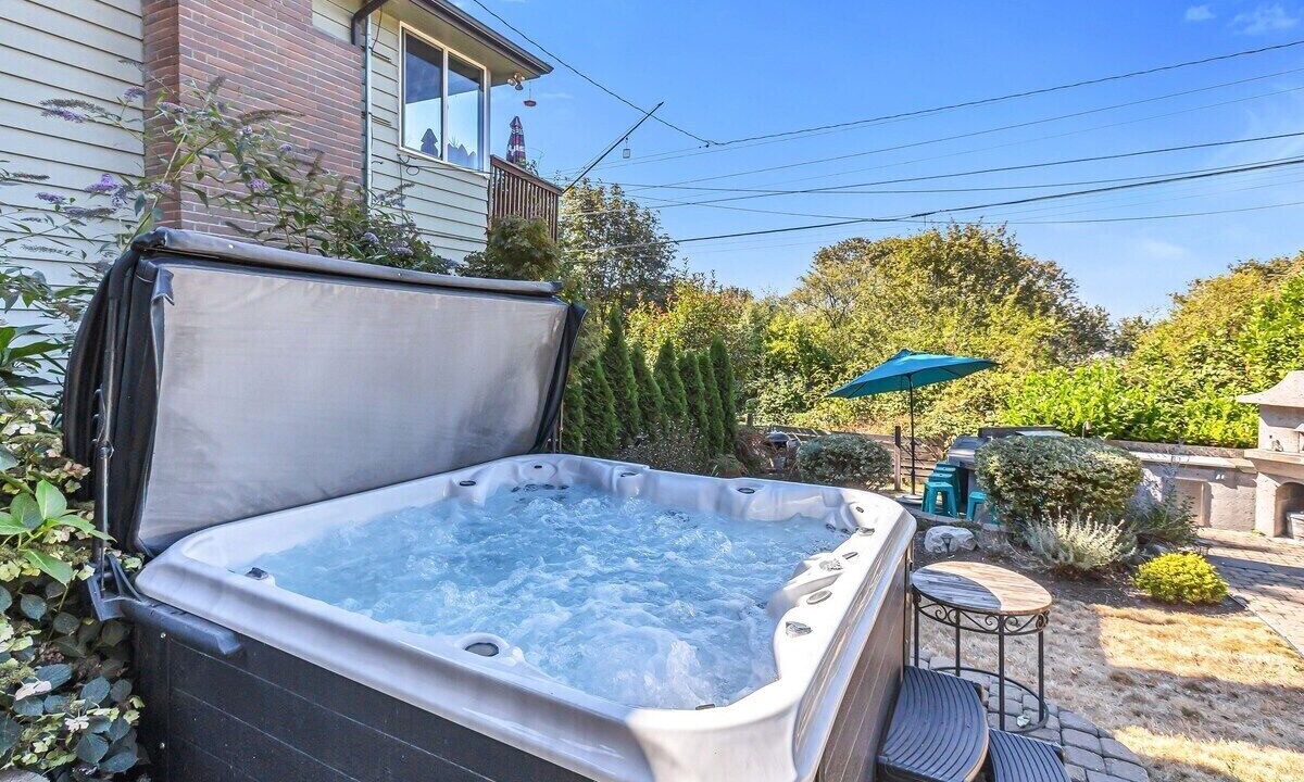 Photo of Outdoor in Mid-Beacon Hill