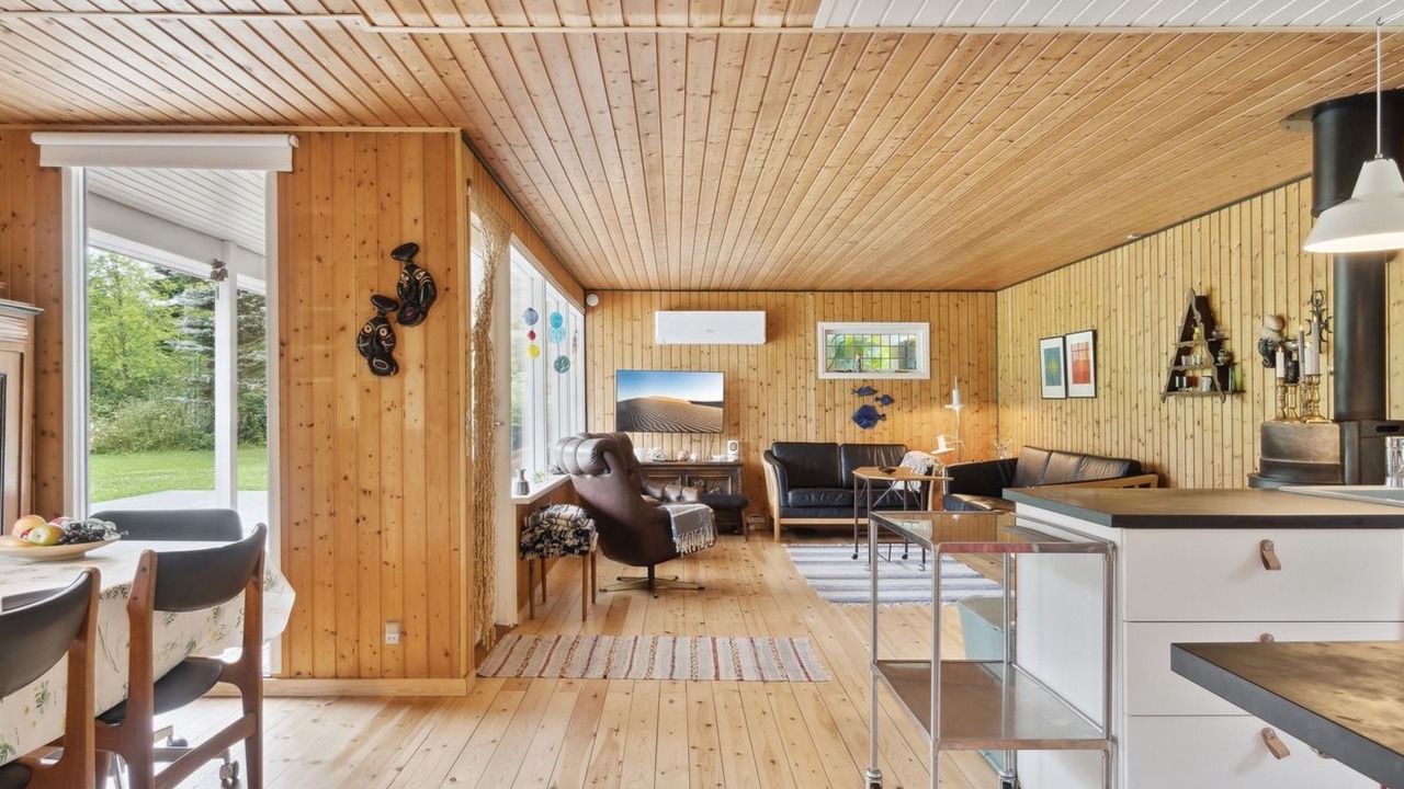 Photo of Bedroom in Hou
