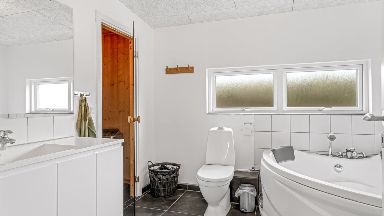 Photo of Bathroom in Klitmoller
