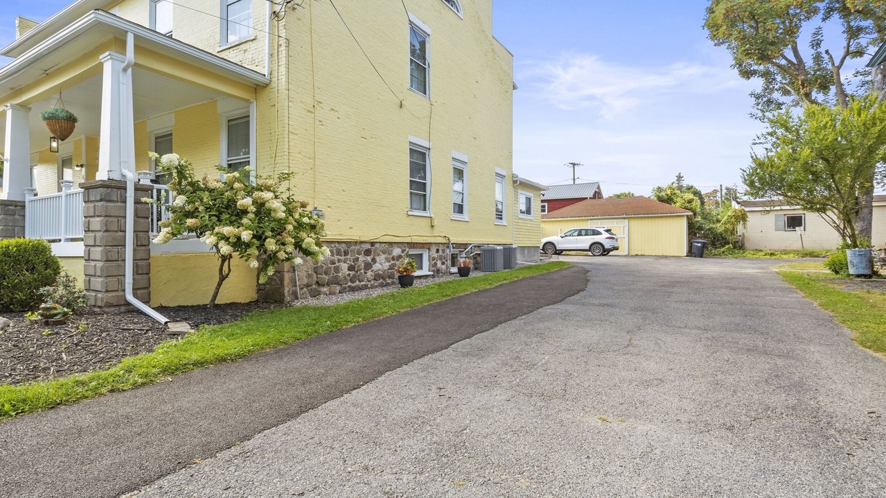 Photo of Others in Canandaigua