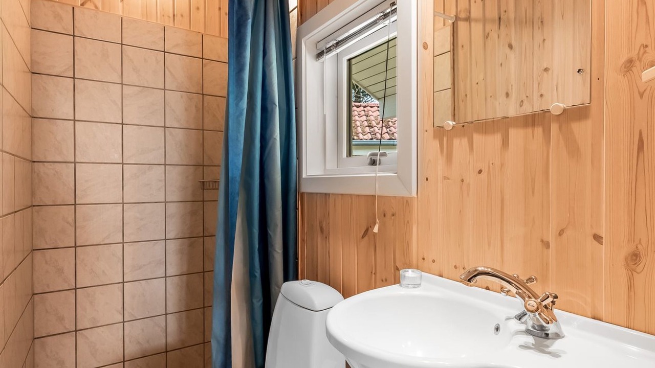 Photo of Bathroom in Hojslev