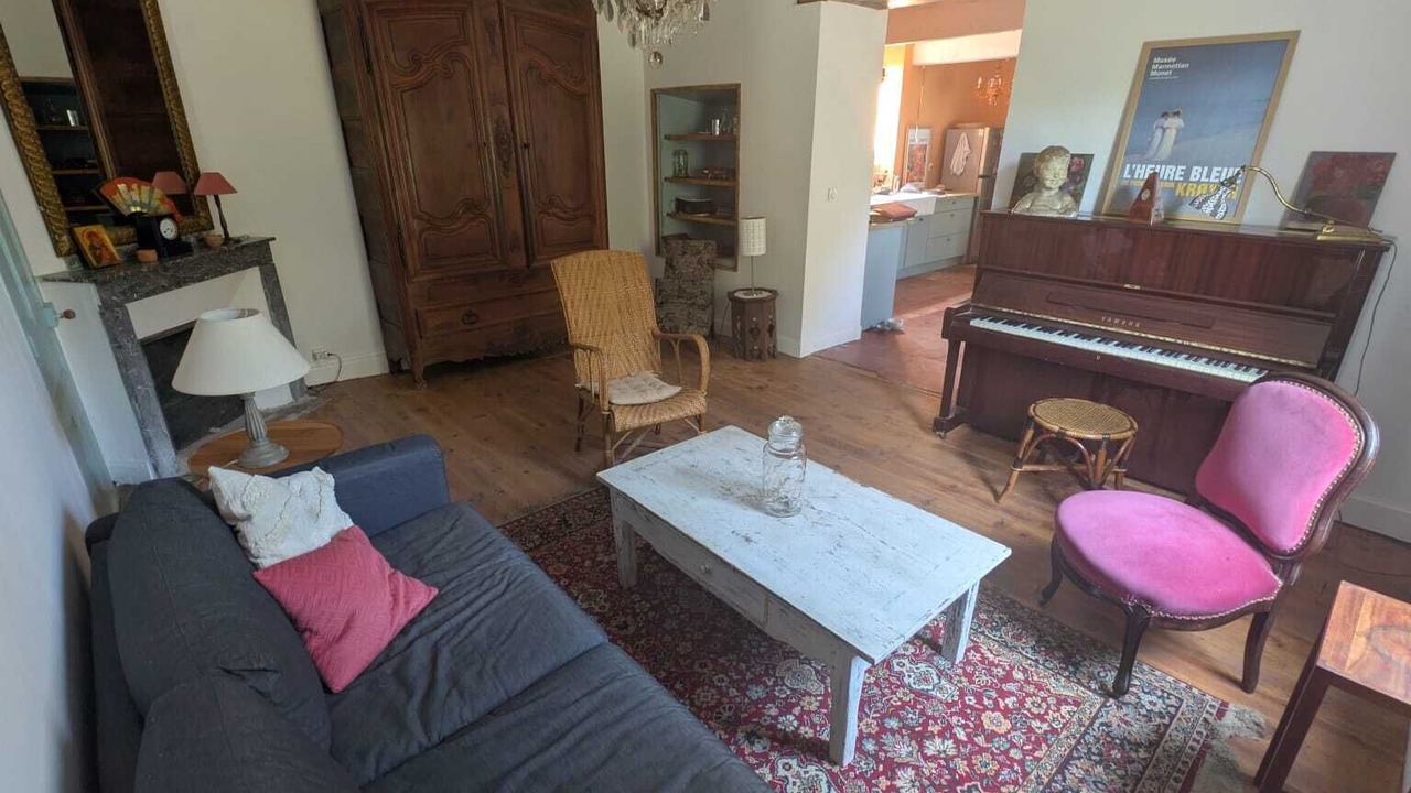 Photo of Livingroom in Malabat