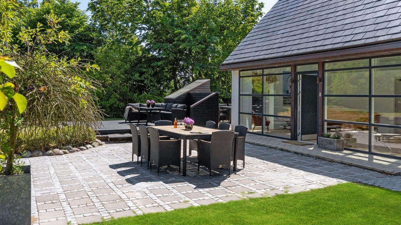 Photo of Others in Lokken