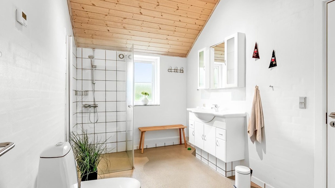 Photo of Bathroom in Øhuse