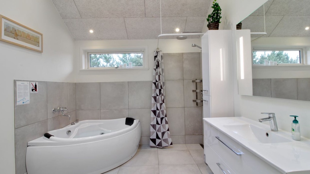 Photo of Bathroom in Oster Hurup