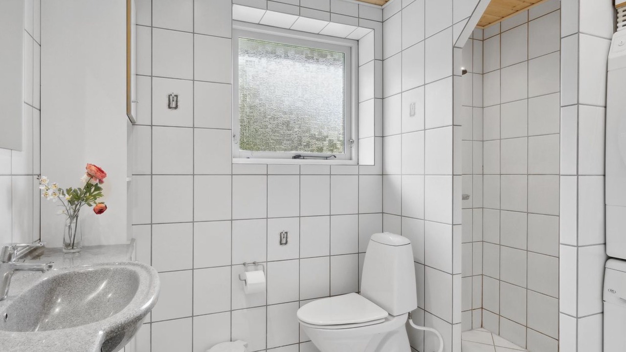 Photo of Bathroom in Hou