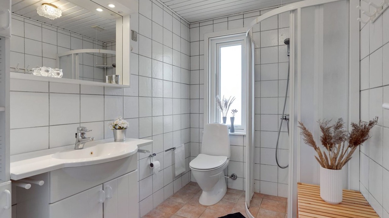 Photo of Bathroom in Hou