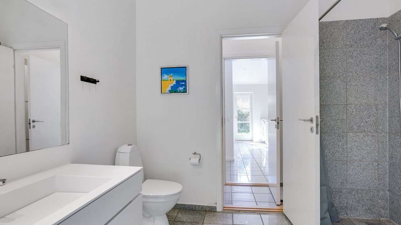Photo of Bathroom in Hou