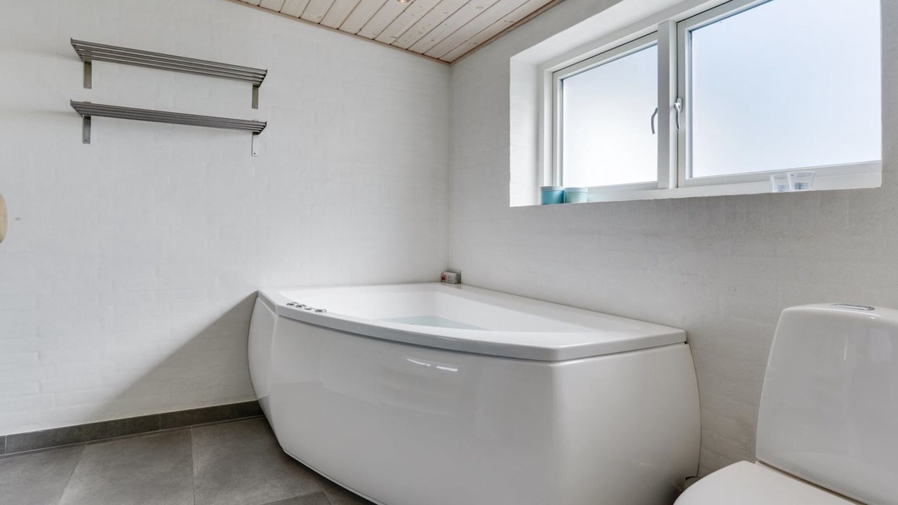 Photo of Bathroom in Houvig Strand