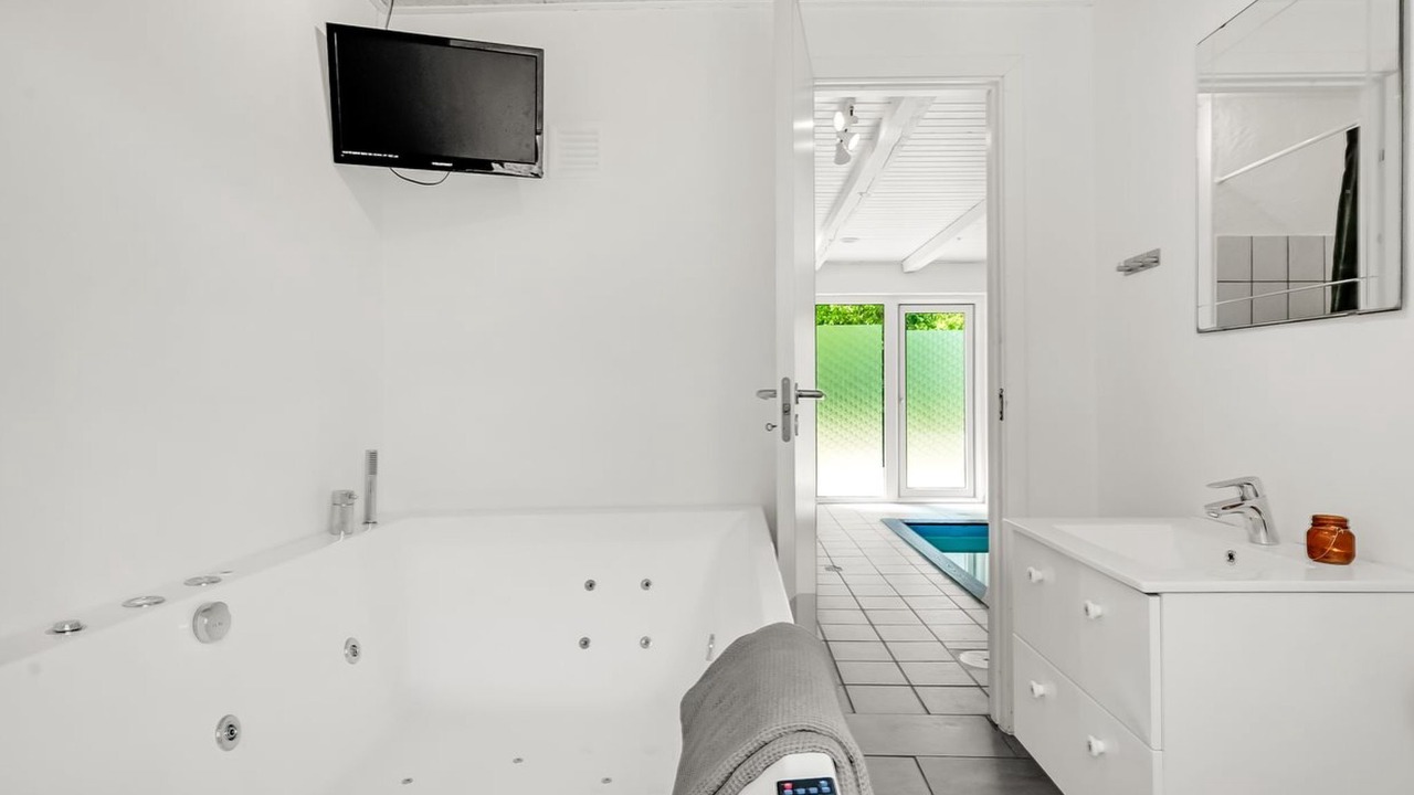 Photo of Bathroom in Skjern