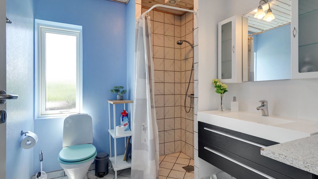 Photo of Bathroom in Fjand Badeby