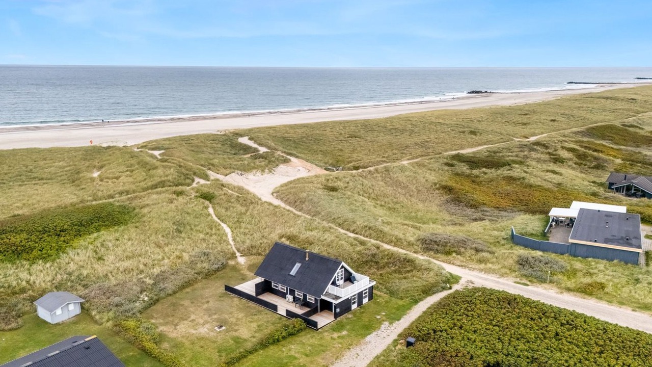 Photo of Others in Vrist Strand