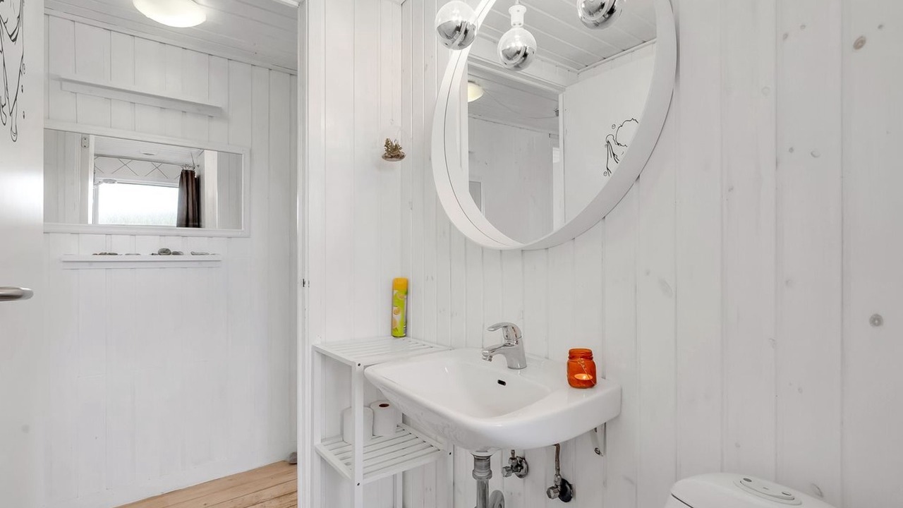 Photo of Bathroom in Vrist Strand