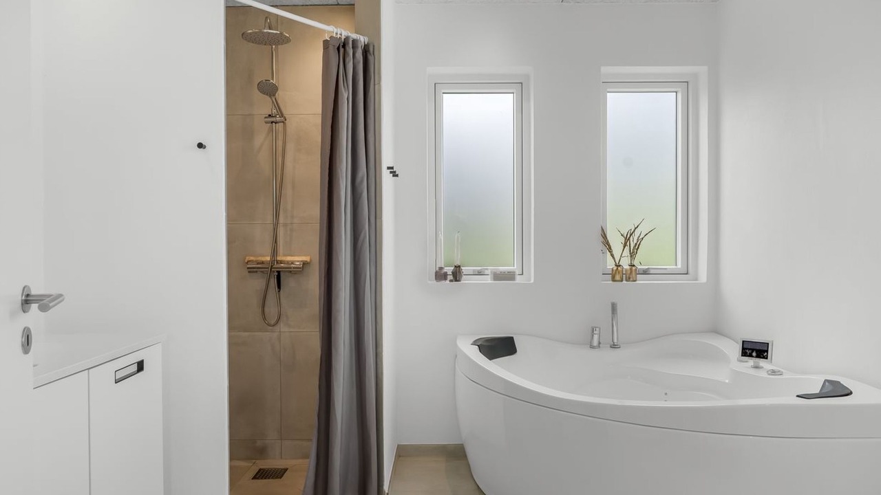 Photo of Bathroom in Remmer Strand