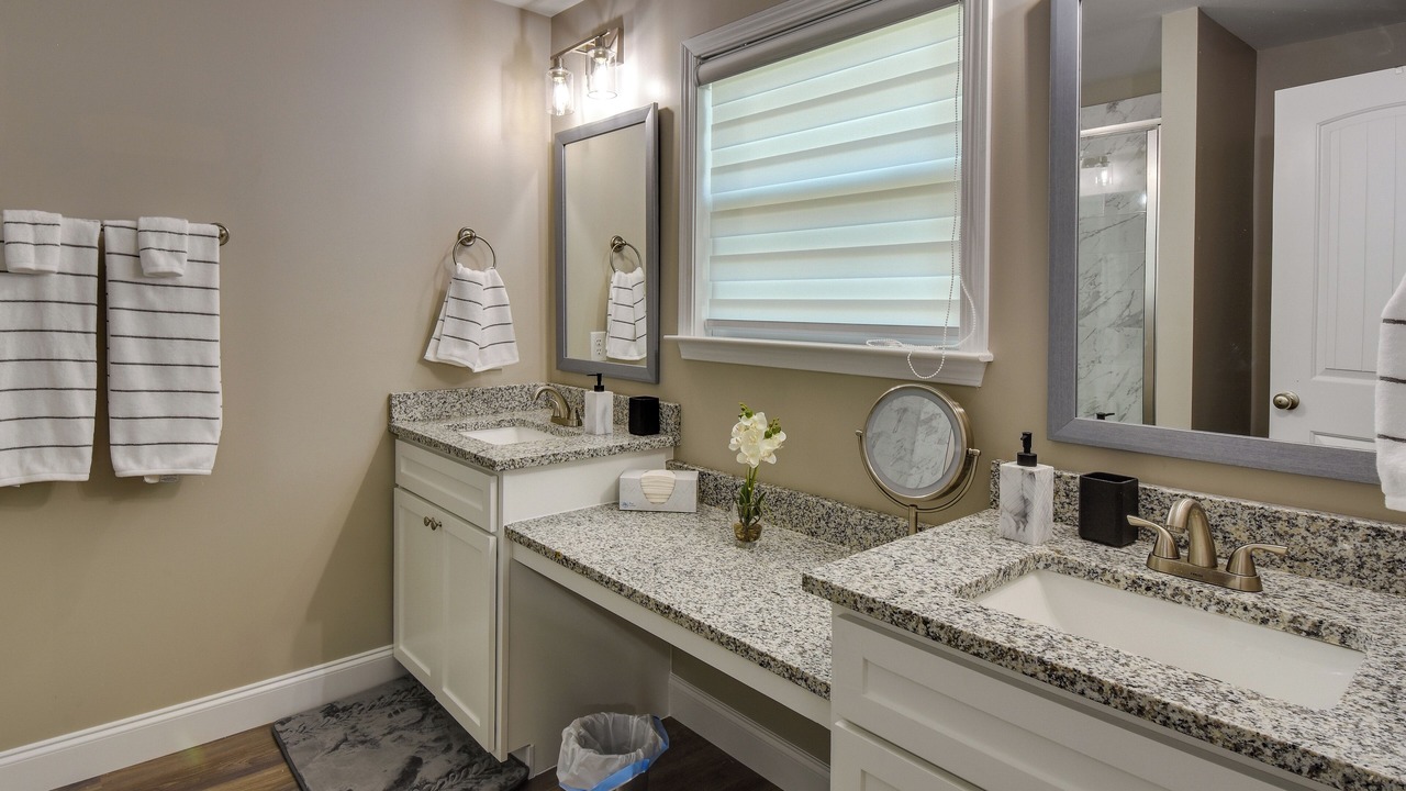 Photo of Bathroom in Pendleton