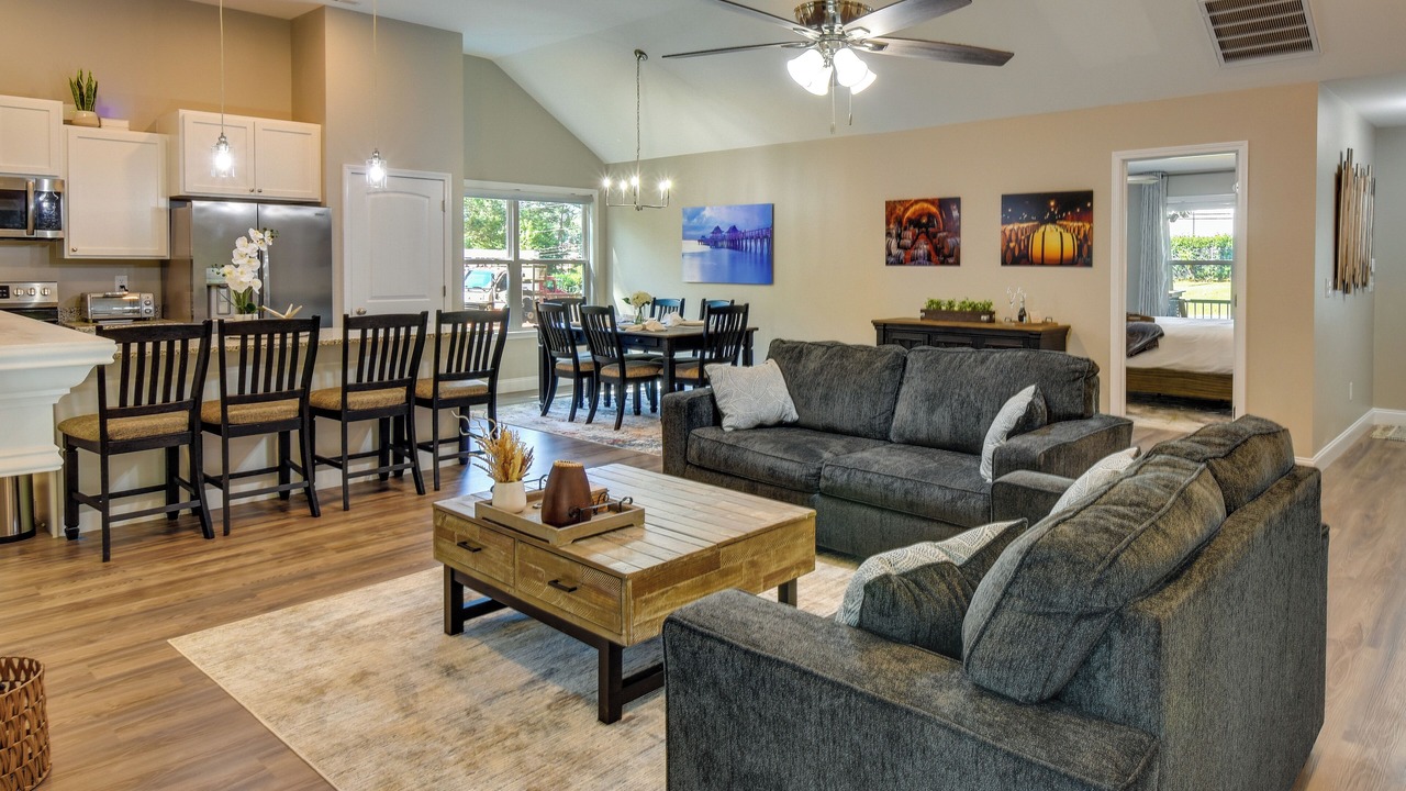 Photo of Livingroom in Pendleton