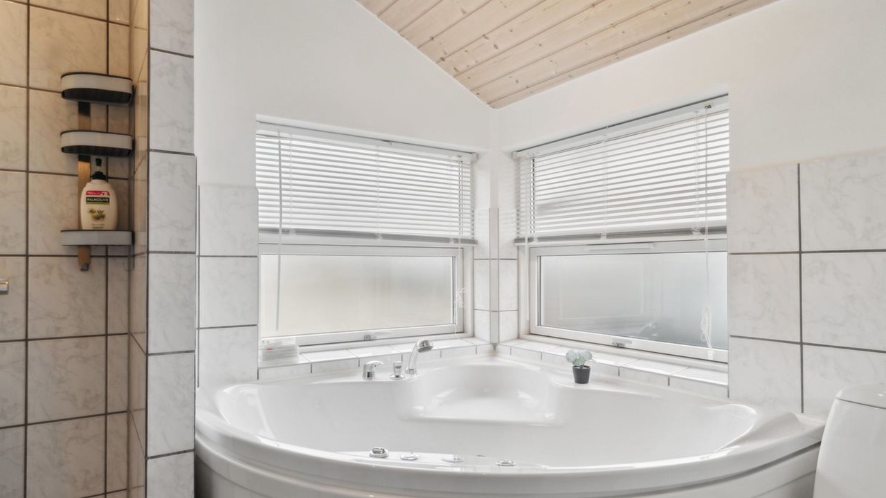 Photo of Bathroom in Grenaa