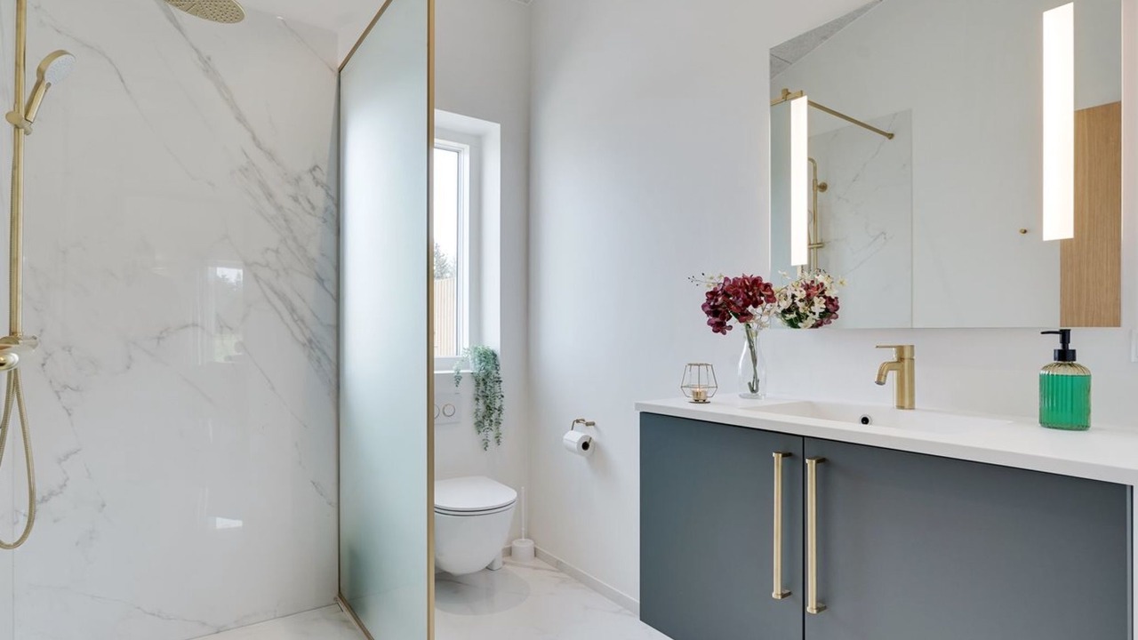 Photo of Bathroom in Lokken