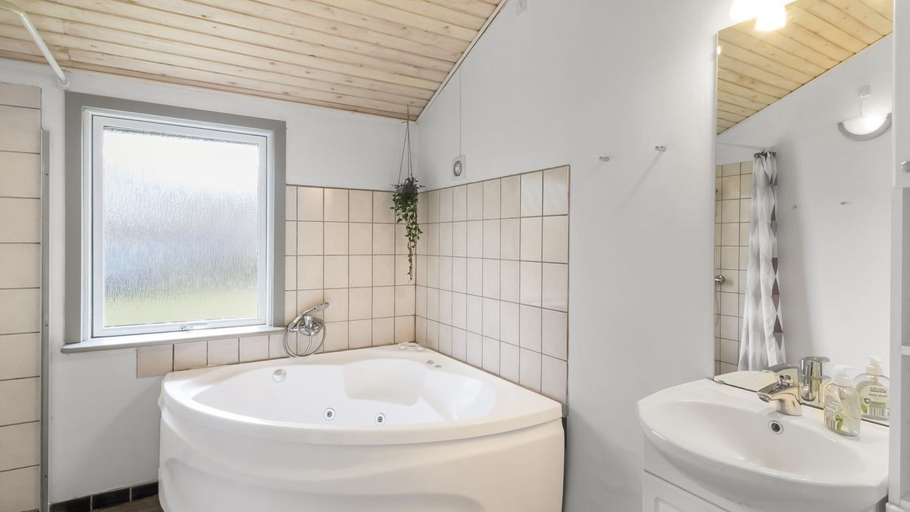 Photo of Bathroom in Ørsted