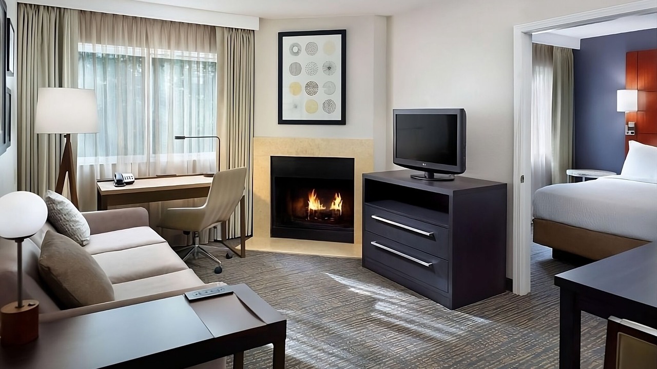 Photo of Livingroom in Alpharetta
