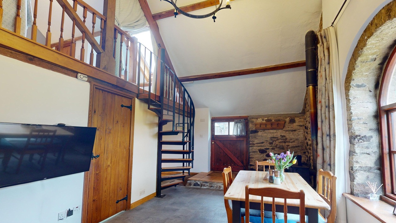 Photo of Others in Hawkridge