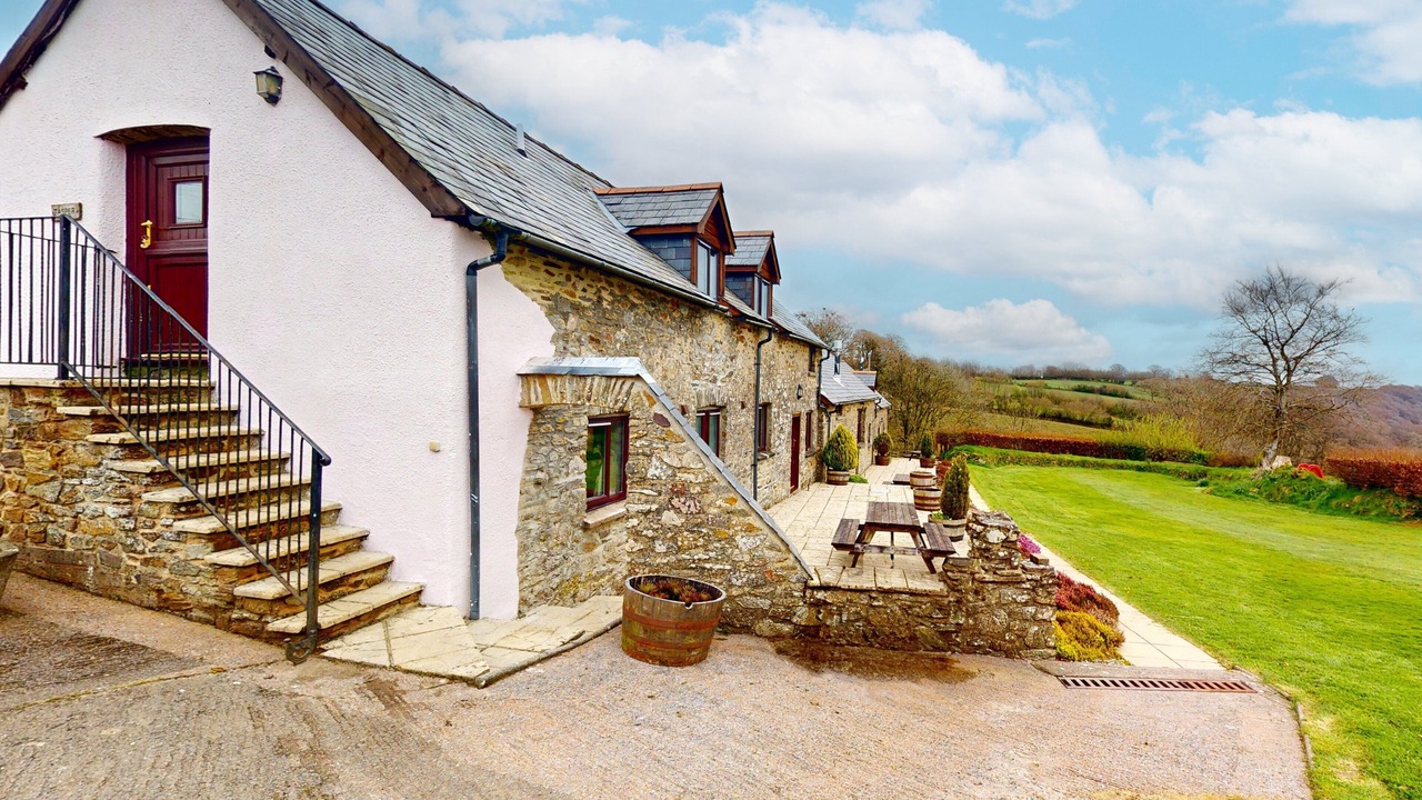 Photo of Outdoor in Hawkridge