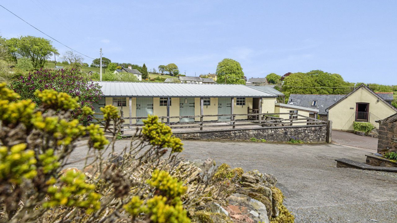 Photo of Others in Hawkridge